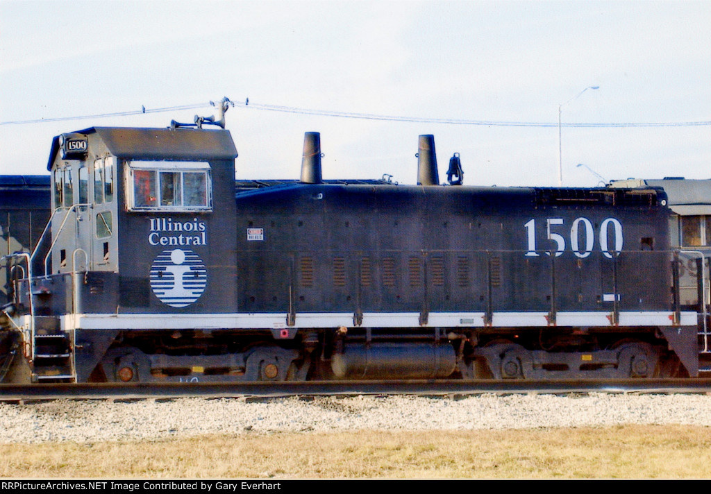 IC SW14 #1500 - Illinois Central